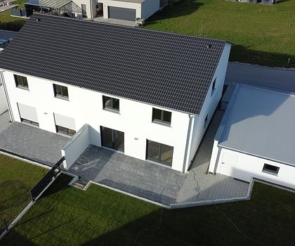 Effizient, großzügig & modern! NEUBAU-Doppelhaushälfte mit Doppelgarage in Deining bei Neumarkt/OPf.